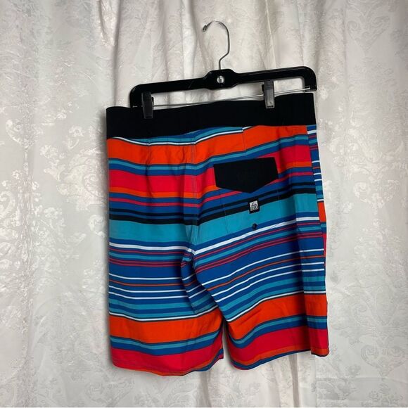 REEF BOARD SHORTS - Picture 2 of 7